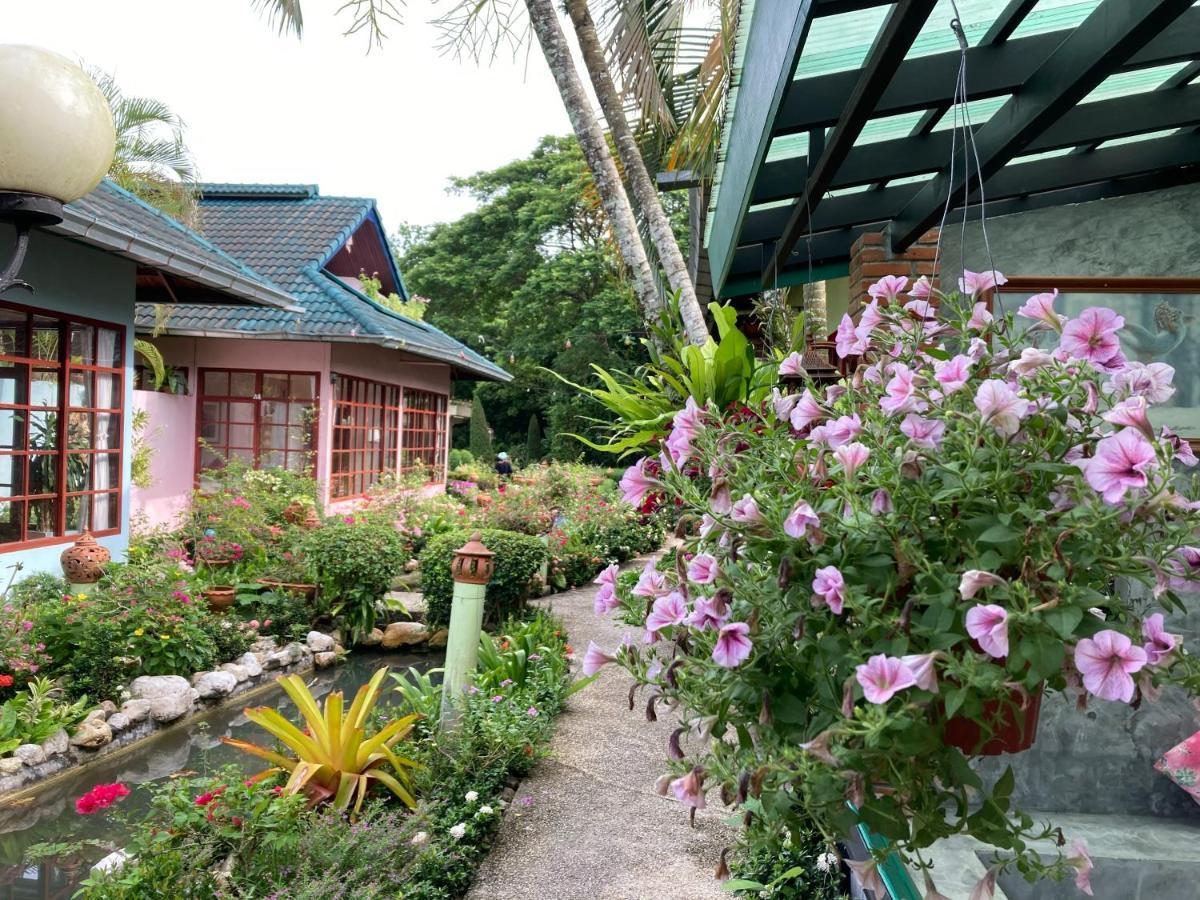 Ekman Garden Resort Сичон Екстериор снимка
